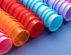 A cosa si dovrebbe prestare attenzione quando si sceglie i rivestimenti di plastica?